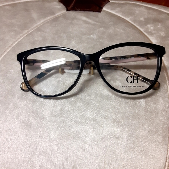 Carolina Herrera Accessories - Nwt Carolina Herrera Frames Only